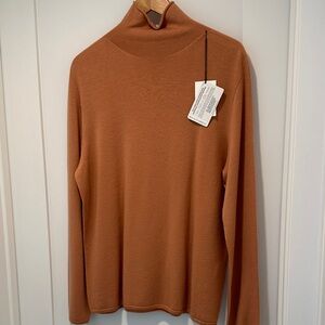 Knititude New with tags sweater size large burntish orange color